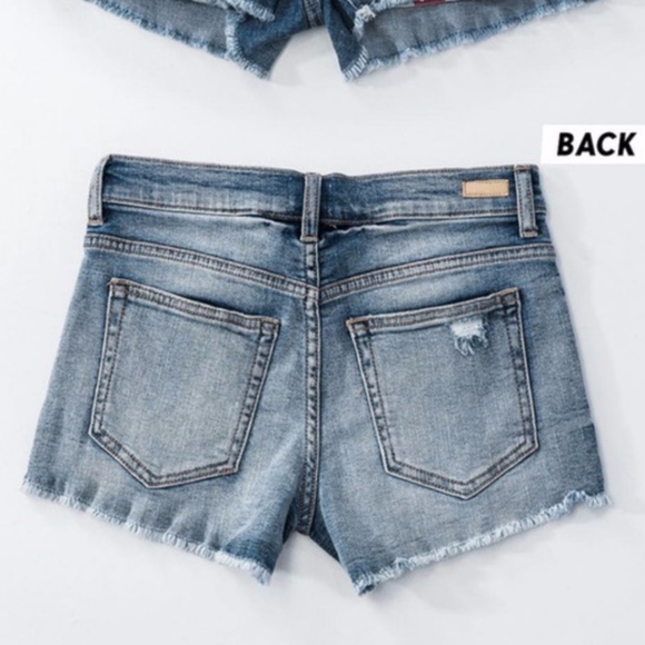 Stars Denim Shorts - Picture 2 of 3
